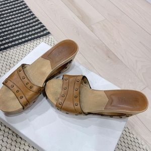 Nice quality Leather Michael Kors platforms.